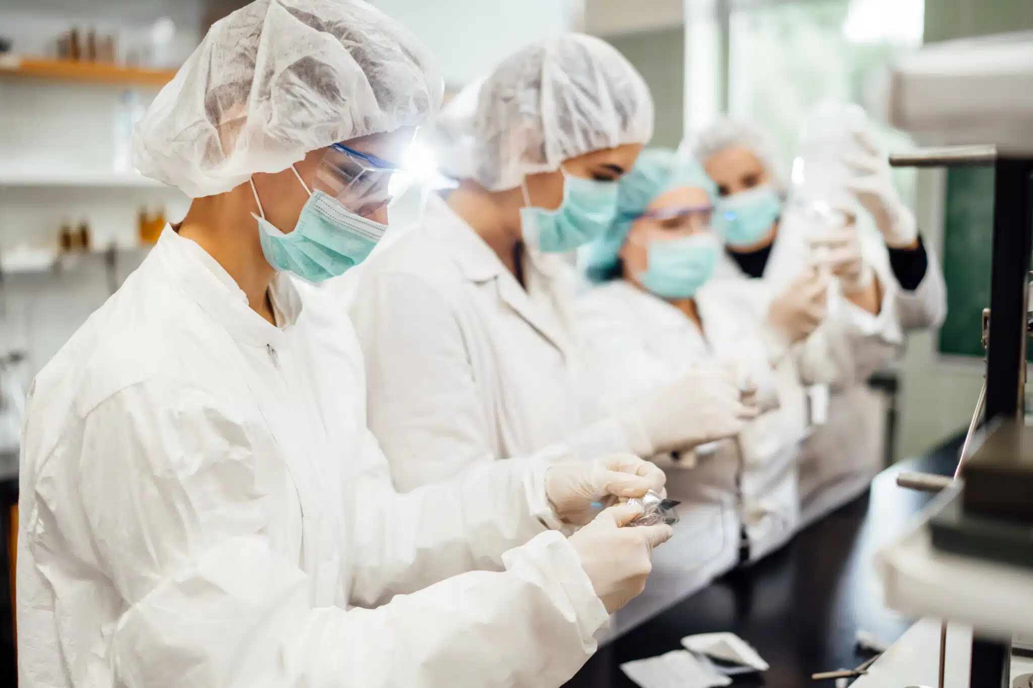 Team,Of,Pharmacist,Working,On,Drug,Discovery.development,Of,New,Vaccine.sterile